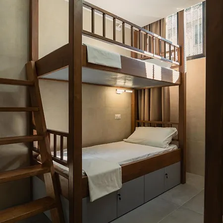 Petrella Hostel Milánó