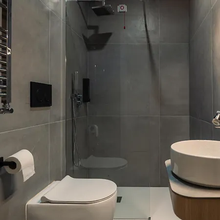 Petrella Hostel Milánó