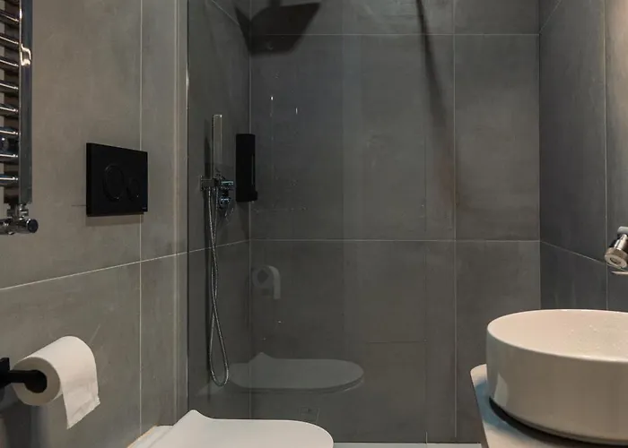 Petrella Hostel Mediolan